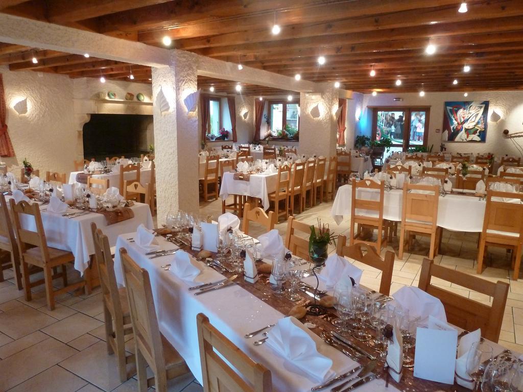 Domaine De La Sapiniere Hotel Thorens-Glieres Exterior photo